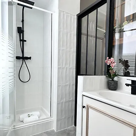 Appartamento Modern & Dreamy Duplex In Le Marais