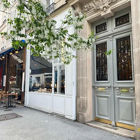 Appartamento Modern & Dreamy Duplex In Le Marais Parigi